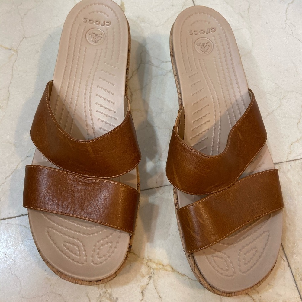 A-Leigh Leather Mini Wedge Sandal size 10 women’s